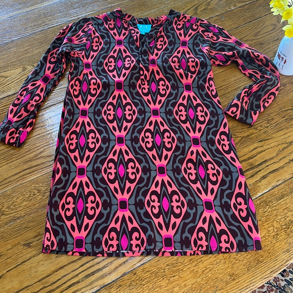 Escapada Living Orange, pink and brown tribal print shirt dress. Size XS.